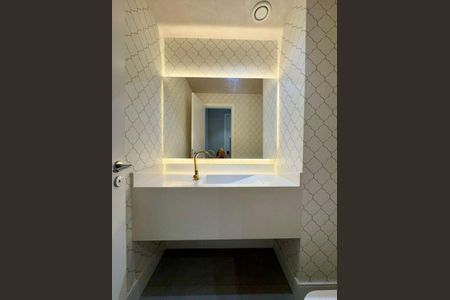 Apartamento para alugar com 290m², 4 quartos e 2 vagas