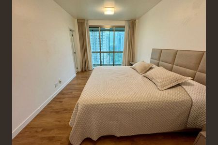 Apartamento para alugar com 4 quartos, 290m² em Barra da Tijuca, Rio de Janeiro