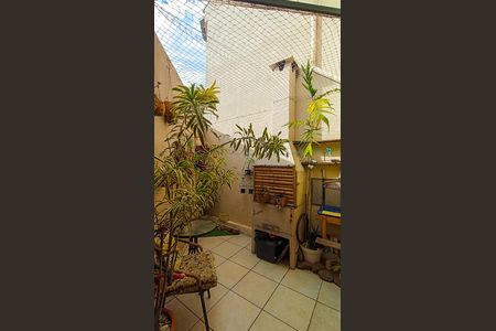 Casa de condomínio à venda com 73m², 2 quartos e 1 vaga