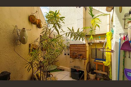 Casa de condomínio à venda com 73m², 2 quartos e 1 vaga