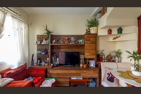 Casa de condomínio à venda com 73m², 2 quartos e 1 vaga