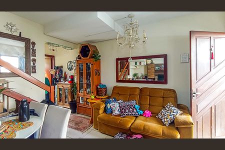 Casa de condomínio à venda com 73m², 2 quartos e 1 vaga
