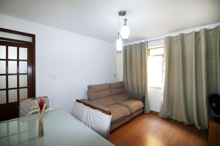 Apartamento à venda com 62m², 3 quartos e 1 vagaSala