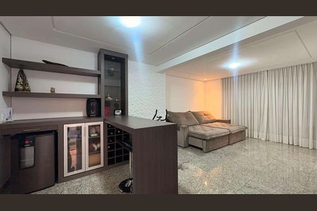 Apartamento à venda com 4 quartos, 205m² em Buritis, Belo Horizonte