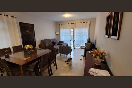 Casa à venda com 4 quartos, 229m² em Parque Ipe, São Paulo