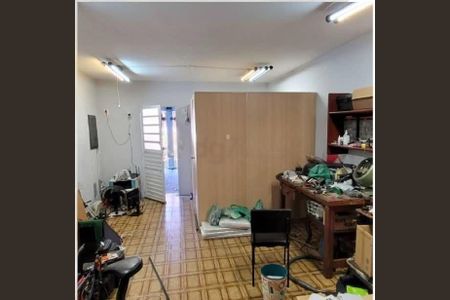 Casa à venda com 4 quartos, 229m² em Parque Ipe, São Paulo