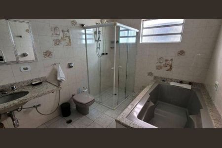 Casa à venda com 4 quartos, 229m² em Parque Ipe, São Paulo