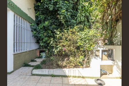 Casa à venda com 179m², 3 quartos e 2 vagas