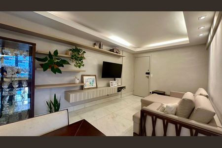 Apartamento à venda com 105m², 3 quartos e 2 vagas Apartamento à venda com 105m², 3 quartos e 2 vagasSala
