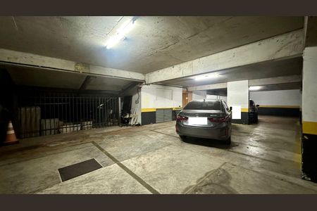 Apartamento à venda com 105m², 3 quartos e 2 vagas Apartamento à venda com 105m², 3 quartos e 2 vagasVagas de garagem