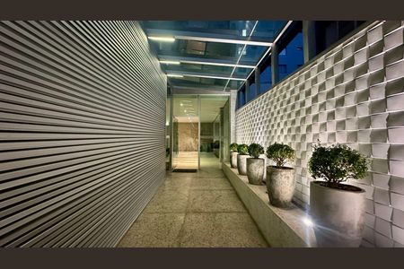 Apartamento à venda com 105m², 3 quartos e 2 vagas Apartamento à venda com 105m², 3 quartos e 2 vagasEntrada do prédio