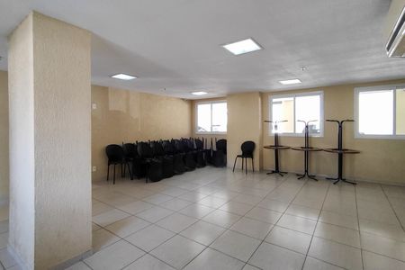 Apartamento para alugar com 55m², 2 quartos e 1 vaga Apartamento para alugar com 55m², 2 quartos e 1 vagaÁrea comum - Salão de festas