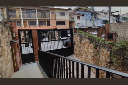 Casa à venda com 250m², 4 quartos e 7 vagas Casa à venda com 250m², 4 quartos e 7 vagasCorredor
