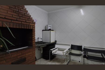 Casa à venda com 250m², 4 quartos e 7 vagas Casa à venda com 250m², 4 quartos e 7 vagasÁrea comum