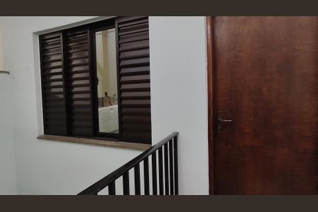 Casa à venda com 250m², 4 quartos e 7 vagas Casa à venda com 250m², 4 quartos e 7 vagasCorredor