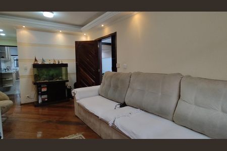Casa à venda com 250m², 4 quartos e 7 vagas Casa à venda com 250m², 4 quartos e 7 vagasSala