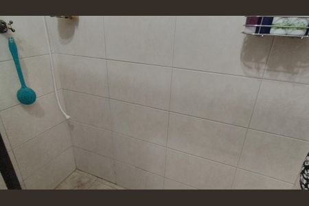Casa à venda com 250m², 4 quartos e 7 vagas Casa à venda com 250m², 4 quartos e 7 vagasBanheiro social