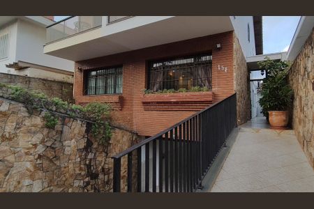 Casa à venda com 250m², 4 quartos e 7 vagas Casa à venda com 250m², 4 quartos e 7 vagasCorredor