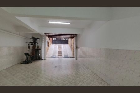 Casa à venda com 250m², 4 quartos e 7 vagas Casa à venda com 250m², 4 quartos e 7 vagasÁrea comum