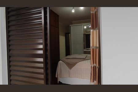 Casa à venda com 250m², 4 quartos e 7 vagas Casa à venda com 250m², 4 quartos e 7 vagasVaranda do Quarto