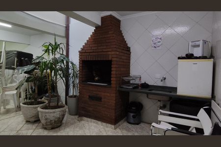 Casa à venda com 250m², 4 quartos e 7 vagas Casa à venda com 250m², 4 quartos e 7 vagasÁrea comum