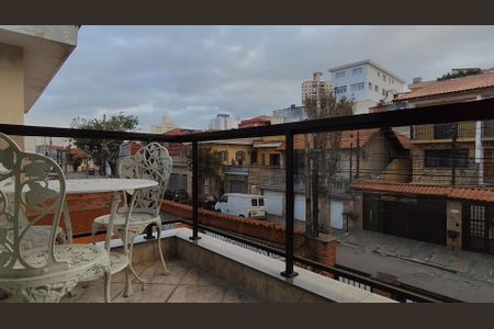 Casa à venda com 250m², 4 quartos e 7 vagas Casa à venda com 250m², 4 quartos e 7 vagasVaranda do Quarto