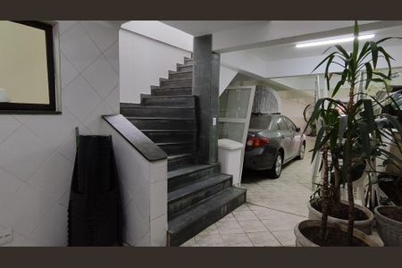 Casa à venda com 250m², 4 quartos e 7 vagas Casa à venda com 250m², 4 quartos e 7 vagasÁrea comum