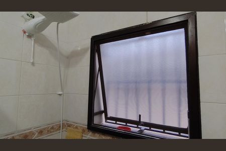 Casa à venda com 250m², 4 quartos e 7 vagas Casa à venda com 250m², 4 quartos e 7 vagasBanheiro social