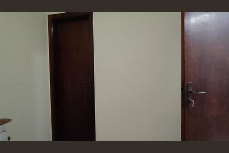 Casa à venda com 250m², 4 quartos e 7 vagas Casa à venda com 250m², 4 quartos e 7 vagasQuarto de serviço