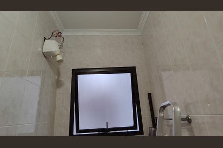 Casa à venda com 250m², 4 quartos e 7 vagas Casa à venda com 250m², 4 quartos e 7 vagasBanheiro de serviço