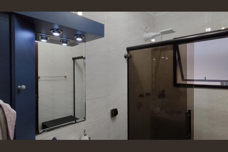 Casa à venda com 250m², 4 quartos e 7 vagas Casa à venda com 250m², 4 quartos e 7 vagasBanheiro da Suíte