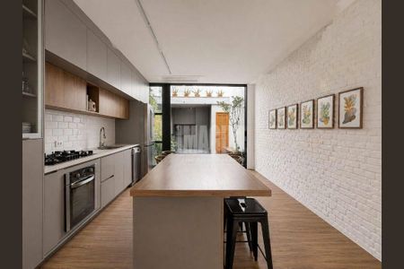 Casa à venda com 2 quartos, 160m² em Vila Bertioga, São Paulo