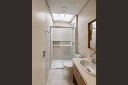 Casa à venda com 2 quartos, 160m² em Vila Bertioga, São Paulo