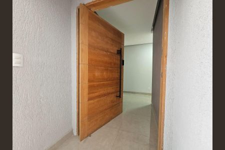 Casa de condomínio à venda com 396m², 3 quartos e 5 vagas Casa de condomínio à venda com 396m², 3 quartos e 5 vagasEntrada