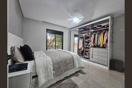 Casa de condomínio à venda com 396m², 3 quartos e 5 vagas Casa de condomínio à venda com 396m², 3 quartos e 5 vagasQuarto