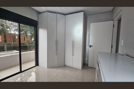 Casa de condomínio à venda com 396m², 3 quartos e 5 vagas Casa de condomínio à venda com 396m², 3 quartos e 5 vagasQuarto