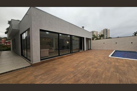 Casa de condomínio à venda com 396m², 3 quartos e 5 vagas Casa de condomínio à venda com 396m², 3 quartos e 5 vagasPiscina