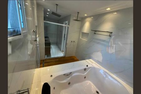 Casa à venda com 700m², 4 quartos e 2 vagas
