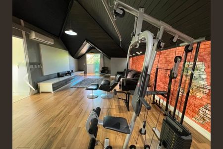 Casa à venda com 700m², 4 quartos e 2 vagas