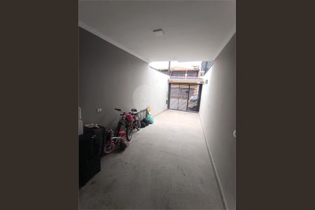 Casa à venda com 143m², 3 quartos e 2 vagas