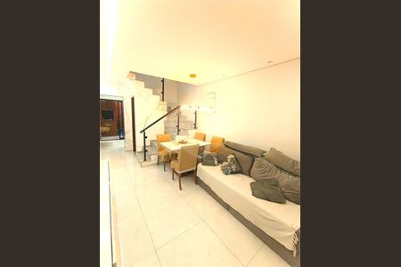 Casa à venda com 143m², 3 quartos e 2 vagas