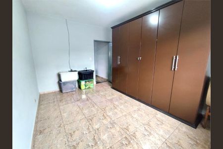 Casa à venda com 3 quartos, 120m² em Vila Central, São Paulo