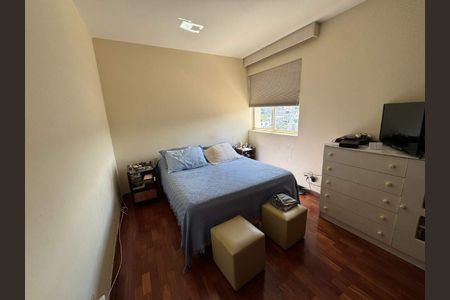 Apartamento à venda com 4 quartos, 150m² em Buritis, Belo Horizonte