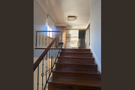 Casa à venda com 375m², 3 quartos e 4 vagas