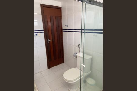 Casa para alugar com 390m², 5 quartos e 3 vagasBanheiro