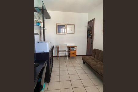 Casa para alugar com 390m², 5 quartos e 3 vagasQuarto