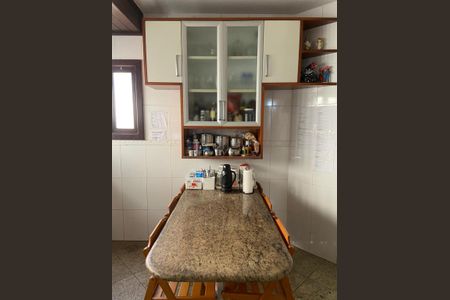 Casa para alugar com 390m², 5 quartos e 3 vagasCozinha