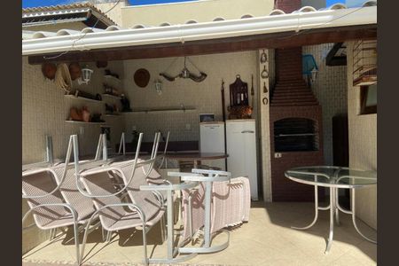 Casa para alugar com 390m², 5 quartos e 3 vagasChurrasqueira