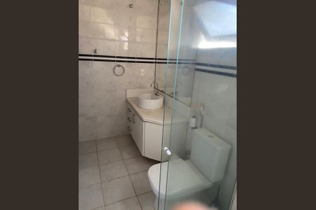 Casa para alugar com 390m², 5 quartos e 3 vagasBanheiro