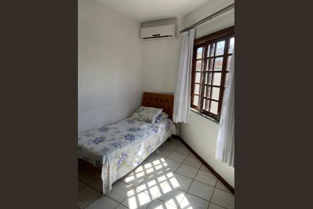 Casa para alugar com 390m², 5 quartos e 3 vagasQuarto